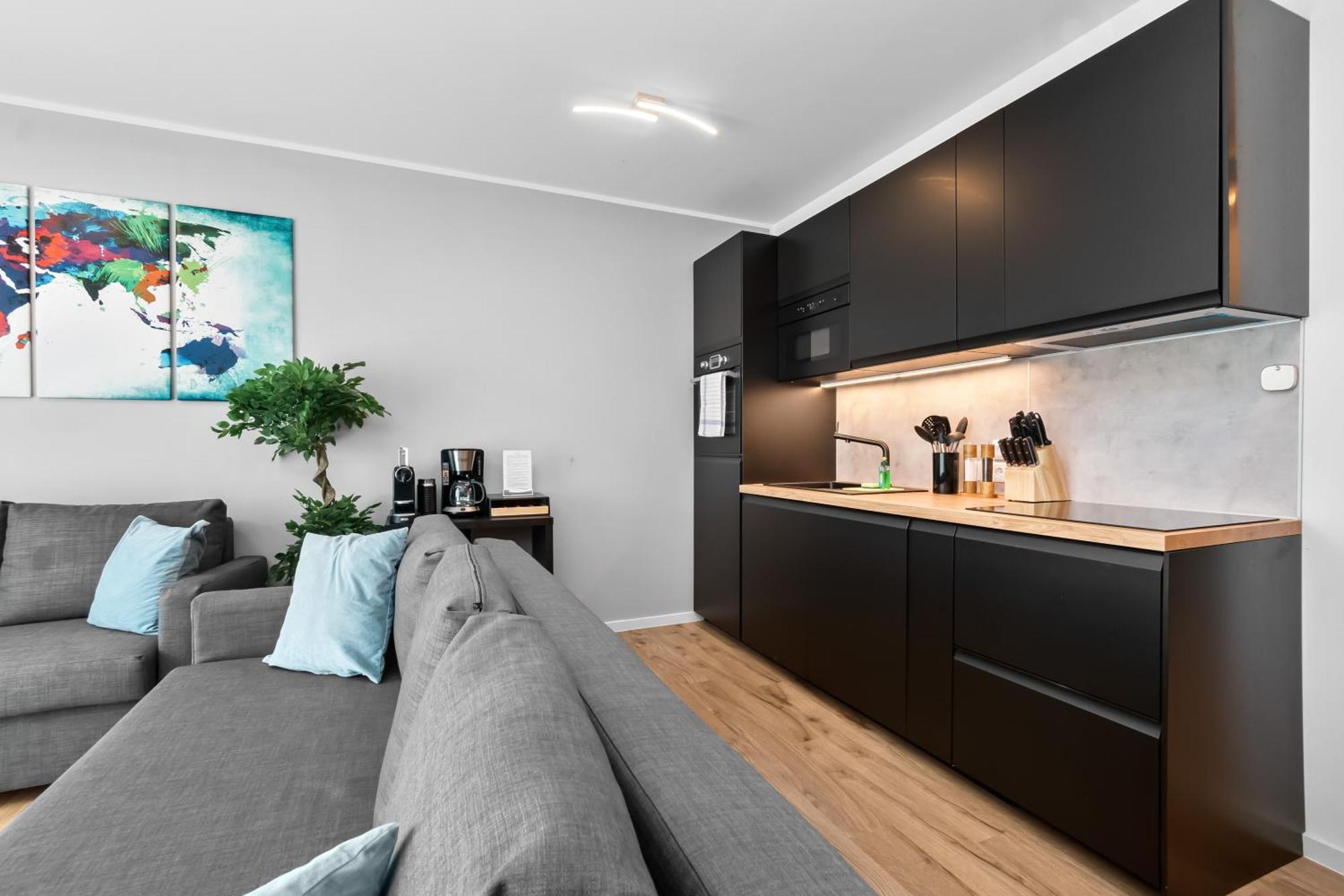 Design Luxus, Vollausstattung, Neubau, 30Min Hbf Leipzig 8, Naehe Flughfaen, Bmw, Dhl, Amazon Apartamento Schkeuditz Exterior foto