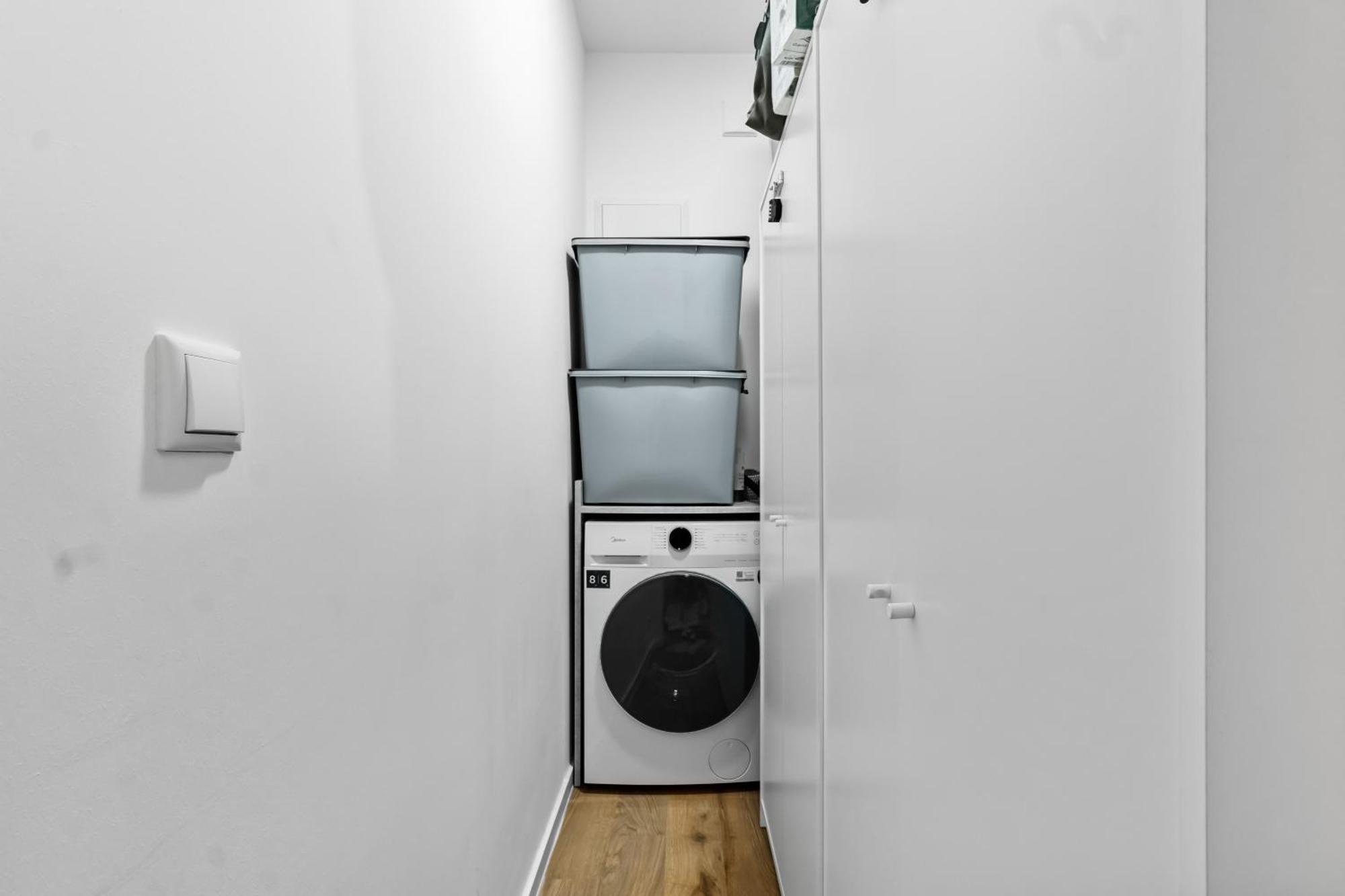 Design Luxus, Vollausstattung, Neubau, 30Min Hbf Leipzig 8, Naehe Flughfaen, Bmw, Dhl, Amazon Apartamento Schkeuditz Exterior foto